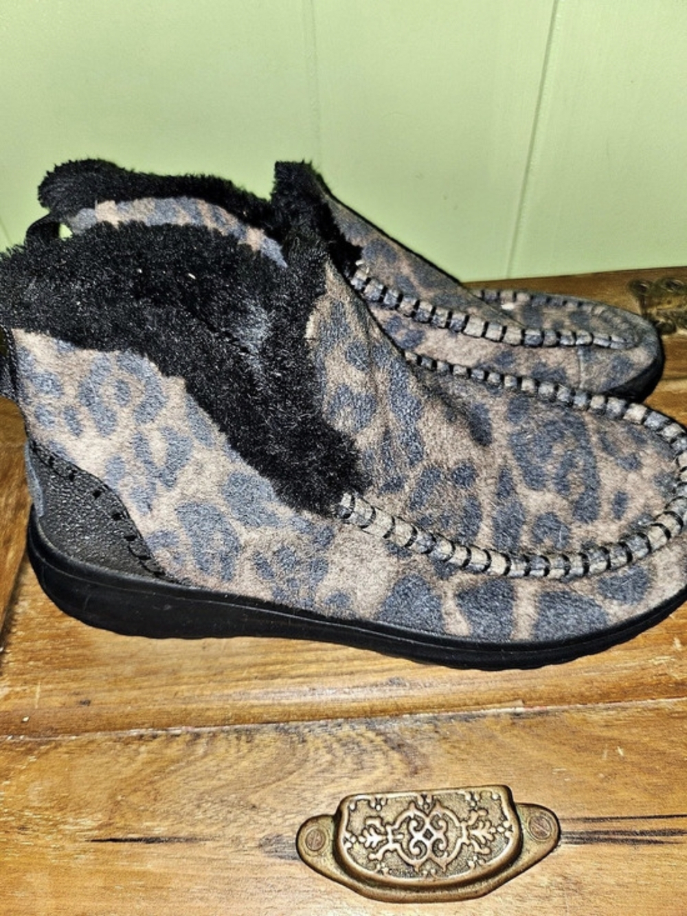 Hey Dude Women's Animal Print Slippers